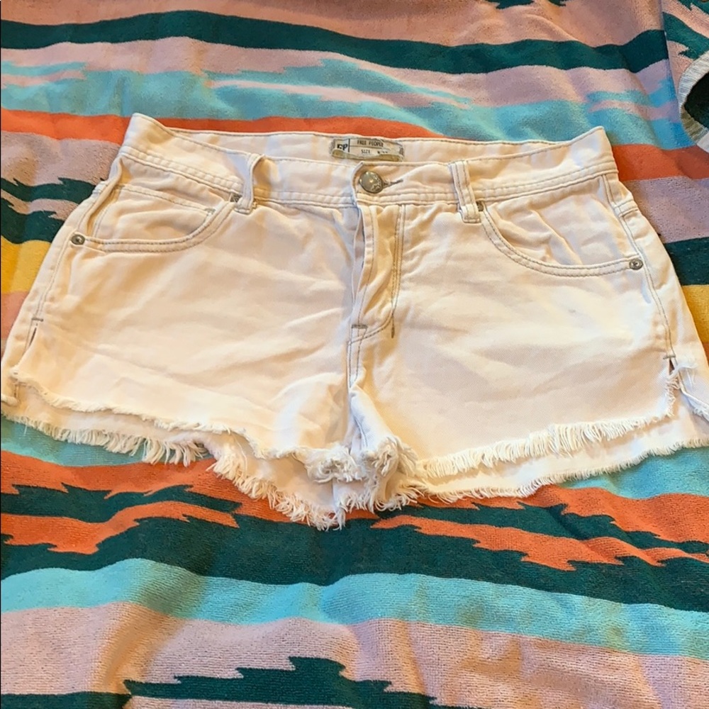 Classic Button Front Free People Shorts🌞